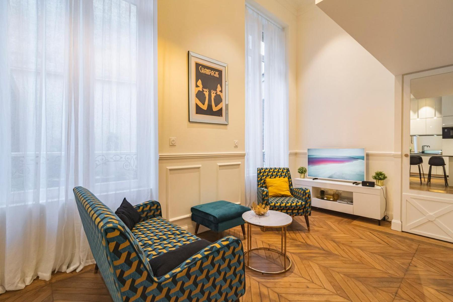 Charmant Studio Hypercentre Reims Apartment Exterior photo